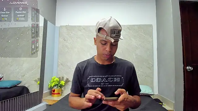 ada-brooke online show from October 23, 3:28 am