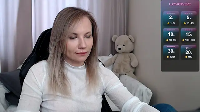 Sunny bunny6 online show from March 6, 4:53 am