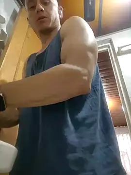 Snapshot of Andrewfalcon chatting on December 10, 11:11 am Andrewfalcon online show from December 10, 11:11 am