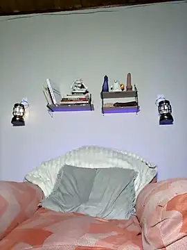 Andrewfalcon online show from February 9, 8:13 pm