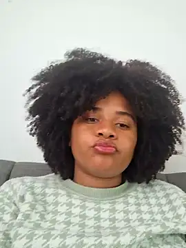 DANIELA MICHEL online show from February 6, 7:18 pm