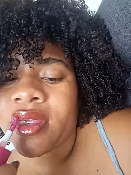 DANIELA MICHEL online show from February 19, 7:38 pm