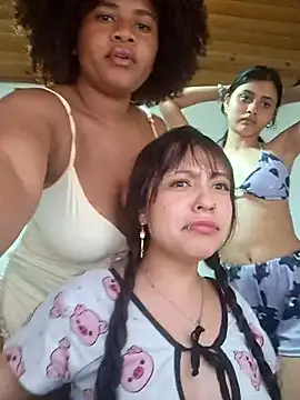 DANIELA MICHEL online show from March 1, 10:10 pm