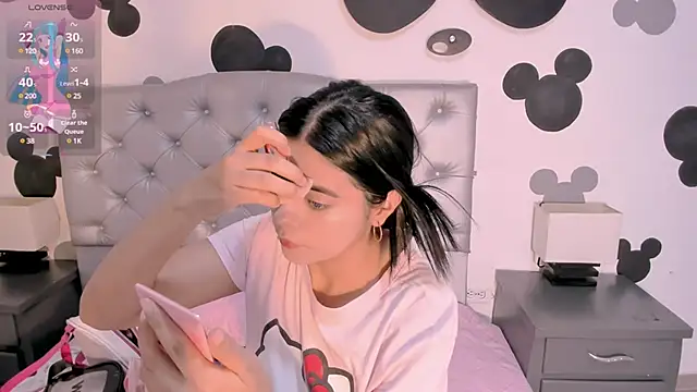  18alice online show from March 17, 1:03 am