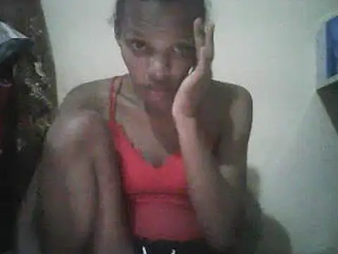 Snapshot of Antsoalie chatting on February 3, 6:02 am Antsoalie online show from February 3, 6:02 am