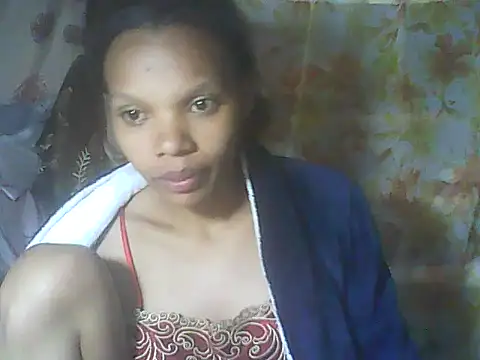 Snapshot of Antsoalie chatting on December 16, 9:03 am Antsoalie online show from December 16, 9:03 am