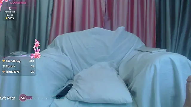 Petite amor2 online show from March 17, 10:06 pm