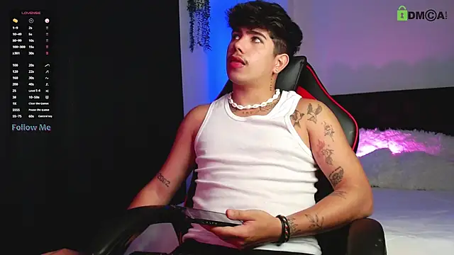 LyleBennett  online show from September 19, 12:17 pm