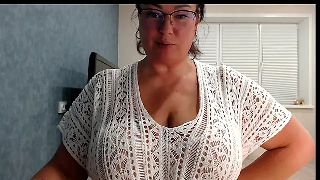 Nora Star online show from March 2, 6:48 pm