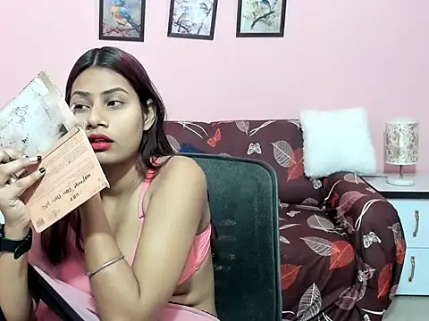 Snapshot of dumbledora chatting on March 19, 3:43 am dumbledora online show from March 19, 3:43 am