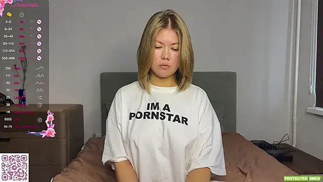 Snapshot of jettamona chatting on September 30, 4:06 am jettamona online show from September 30, 4:06 am