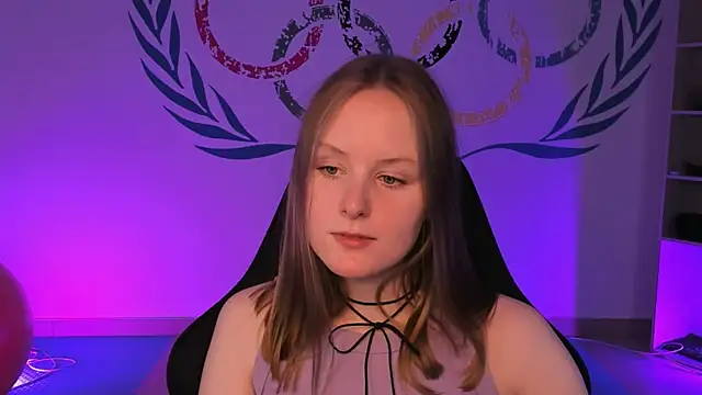 VivienLeeigh online show from December 3, 7:22 pm