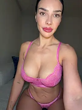 Snapshot of krissiswrld- chatting on March 18, 7:17 pm krissiswrld- online show from March 18, 7:17 pm