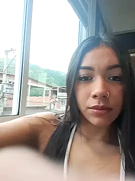 Snapshot of MiaOconner chatting on March 21, 11:55 am MiaOconner online show from March 21, 11:55 am