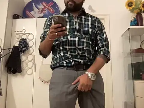 robymeaty online show from July 15, 6:13 pm