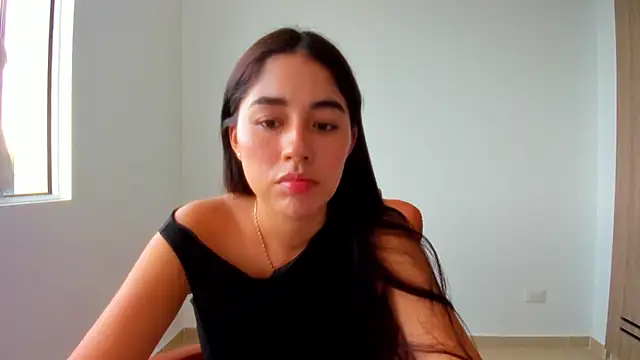 AriaMontgomery online show from June 2, 10:01 pm