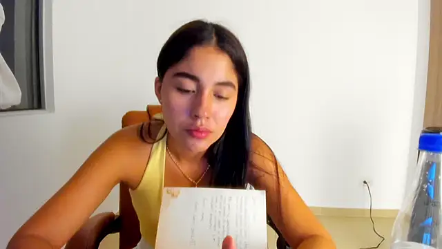 AriaMontgomery online show from June 13, 1:25 am