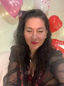 Snapshot of Tina_Moretti chatting on February 15, 11:14 pm Tina Moretti online show from February 15, 11:14 pm