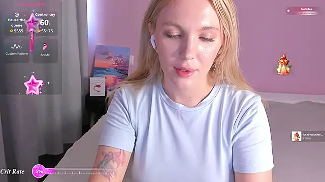 Snapshot of Fluffy_Monica chatting on July 24, 1:14 am Fluffy Monica online show from July 24, 1:14 am