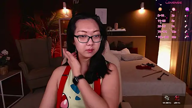 Marine Vact online show from October 6, 2:03 pm