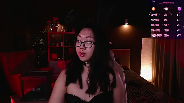 Marine Vact online show from October 14, 2:07 pm