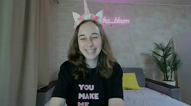 Anika bloom online show from January 29, 11:56 pm