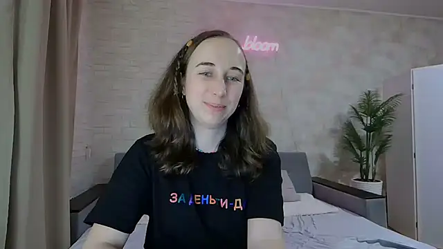 Anika bloom online show from February 7, 11:24 pm