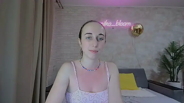 Anika bloom online show from February 21, 5:46 am