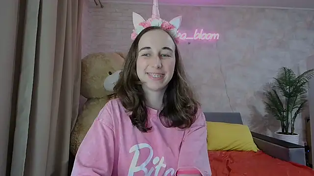 Anika bloom online show from March 16, 6:09 am