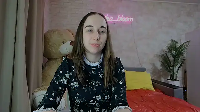 Anika bloom online show from March 17, 8:51 pm