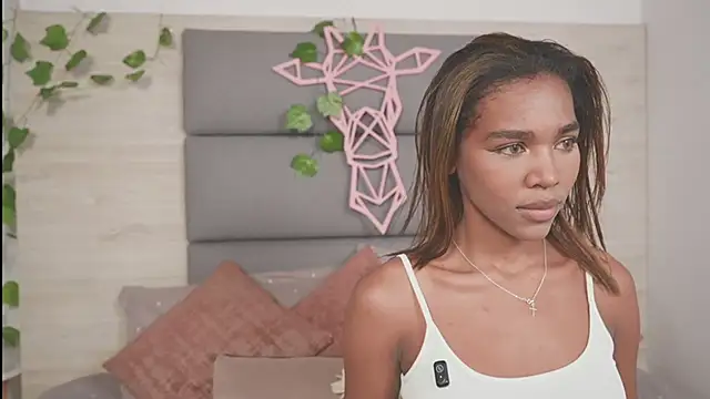 Lily Miiller online show from November 20, 9:36 pm