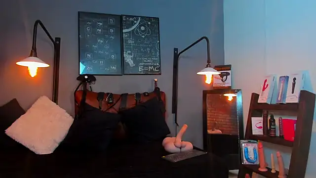 Snapshot of Samantha_mature56 chatting on April 22, 2:36 am Samantha mature56 online show from April 22, 2:36 am