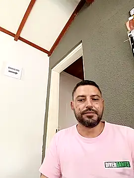 P4uzud4O online show from March 19, 2:21 pm