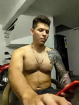 Snapshot of King_russo chatting on September 25, 12:47 am King russo online show from September 25, 12:47 am