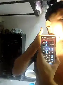 Snapshot of King_russo chatting on October 21, 6:52 pm King russo online show from October 21, 6:52 pm