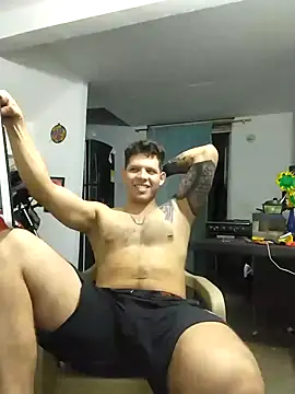 Snapshot of King_russo chatting on October 24, 4:31 am King russo online show from October 24, 4:31 am