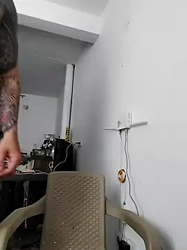 Snapshot of King_russo chatting on November 8, 7:45 pm King russo online show from November 8, 7:45 pm