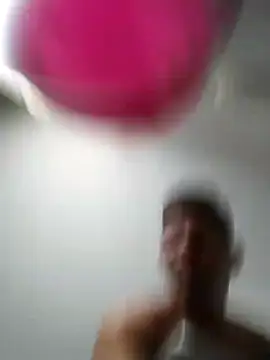 Snapshot of King_russo chatting on November 11, 4:18 pm King russo online show from November 11, 4:18 pm