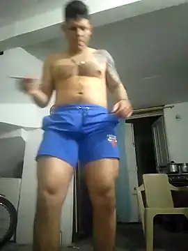 Snapshot of King_russo chatting on November 23, 2:11 am King russo online show from November 23, 2:11 am