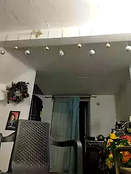 Snapshot of King_russo chatting on November 29, 11:08 pm King russo online show from November 29, 11:08 pm