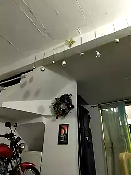 Snapshot of King_russo chatting on December 2, 11:23 pm King russo online show from December 2, 11:23 pm