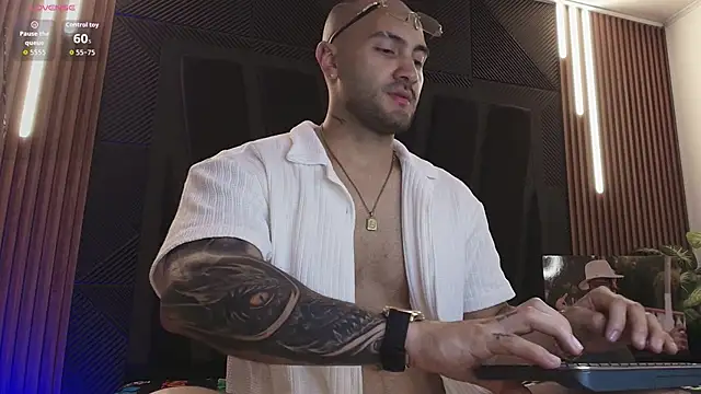 JeanColleman online show from March 12, 11:33 pm