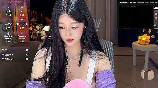 Snapshot of sweateanv_ chatting on January 2, 11:09 am sweateanv online show from January 2, 11:09 am