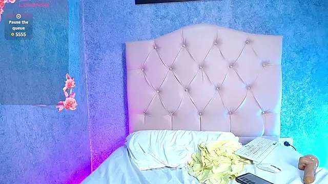 jennaa milf  online show from January 12, 11:15 pm