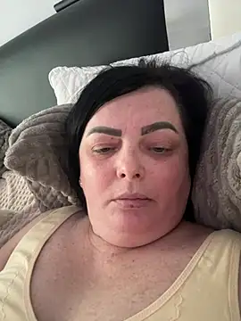 Amandamuller1982 online show from February 10, 2:37 pm