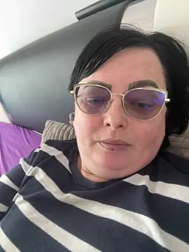 Amandamuller1982 online show from March 9, 10:41 am