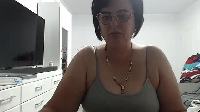 Amandamuller1982 online show from September 14, 9:36 pm