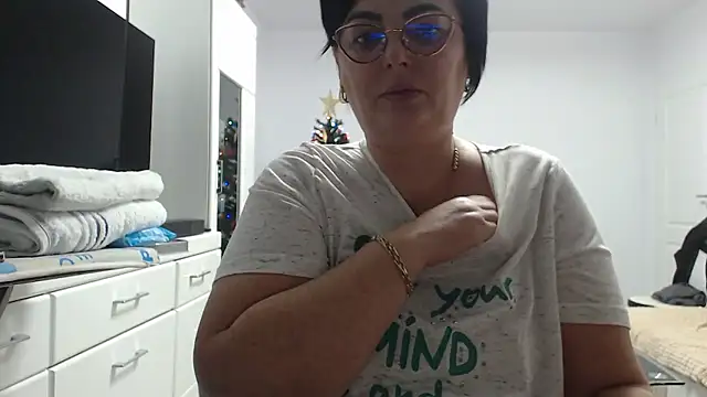 Amandamuller1982 online show from January 13, 10:48 pm