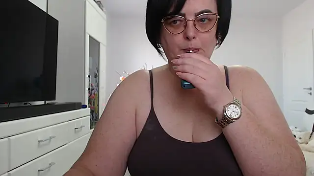 Amandamuller1982 online show from February 10, 10:41 am