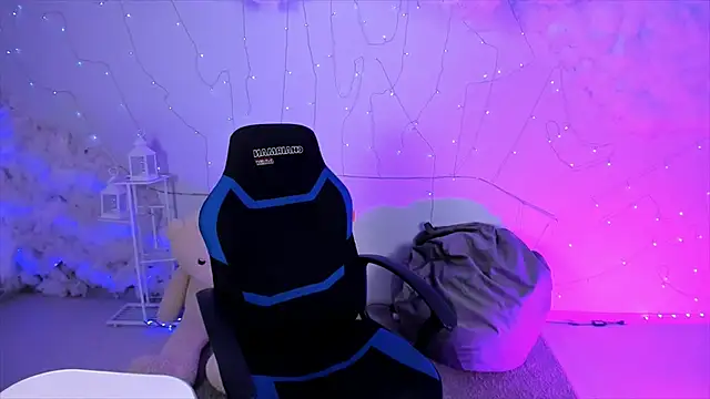 Sharon Evansi online show from December 3, 11:44 am